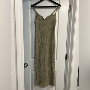 H&M Dress Size Medium. NWOT. Green